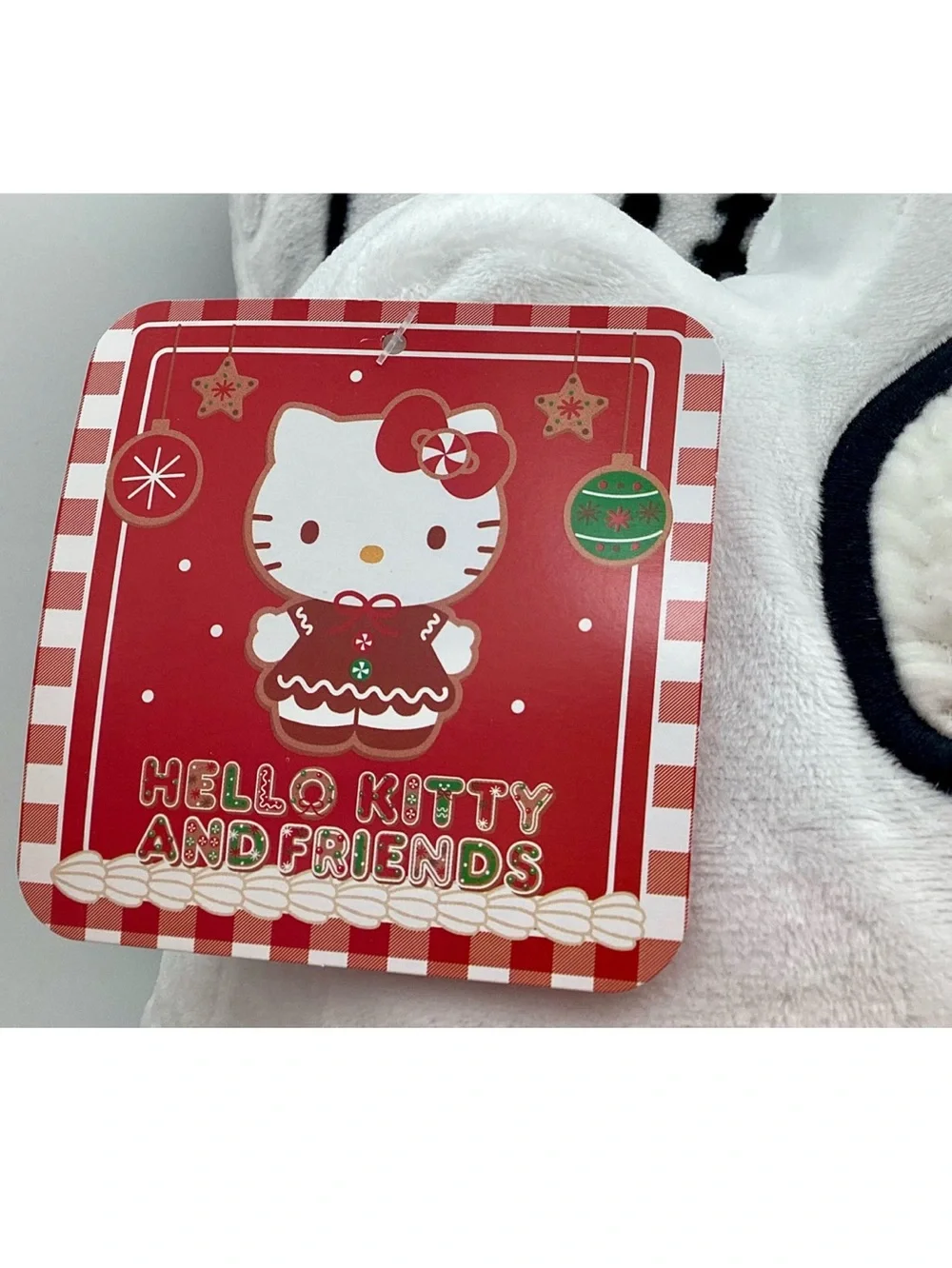 Hello Kitty Sanrio 2 pk. Square Pillow with Shaped Head Pillow Set (NWT)